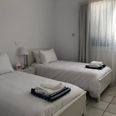 Kings Palace - Modern, Sunny 2 Bed Ground Floor With Sea Views Apartman *