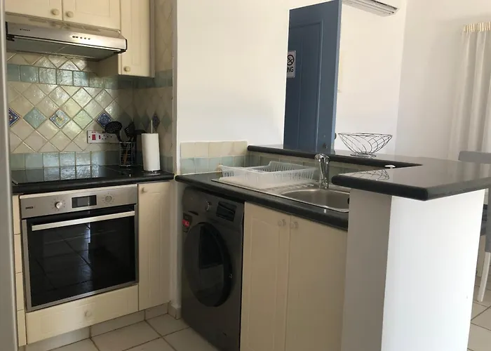 Lägenhet Kings Palace - Modern, Sunny 2 Bed Ground Floor With Sea Views *